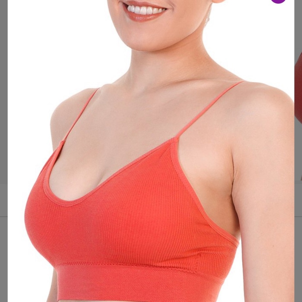 Seamless Spaghetti Strap Bralette Set - Picture 2 of 9